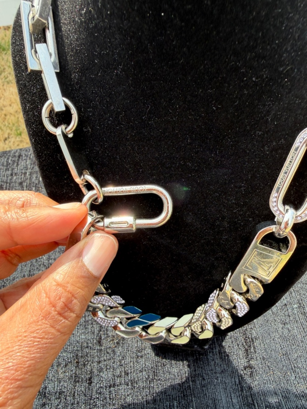 Louis Vuitton Multitone Curb and Link Necklace in Silver, Gold, Blue - Picture 4 of 7
